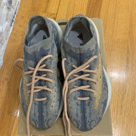 Yeezy Adidas Boost 380 Mist/Original size 6.5 - Picture 3 of 7